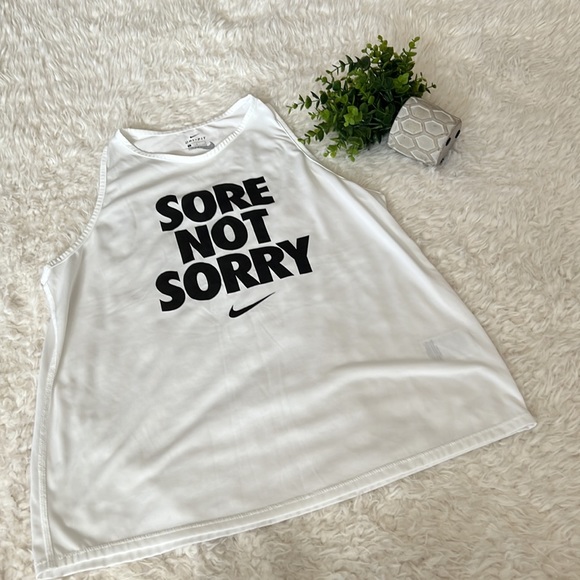 Nike Tank - Picture 2 of 4